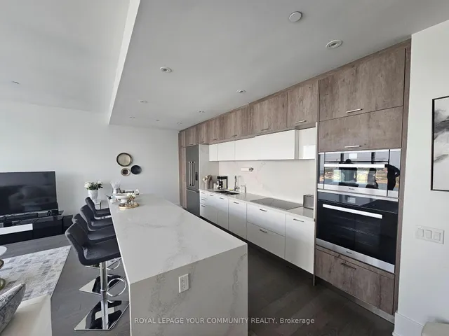 Additional image 4 of 10 York St Unit 6503