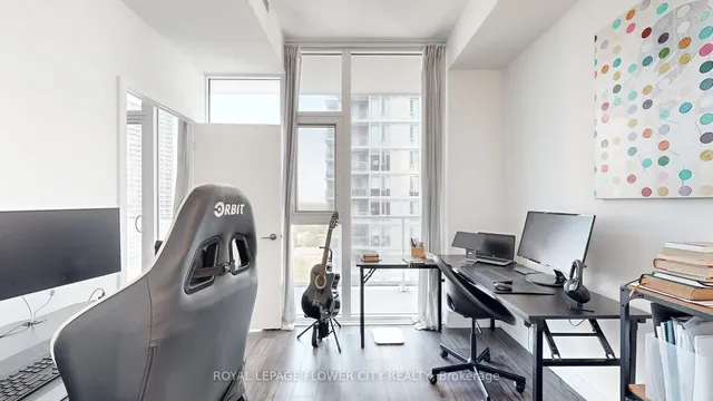 Additional image 22 of 33 Helendale Ave Unit 1101