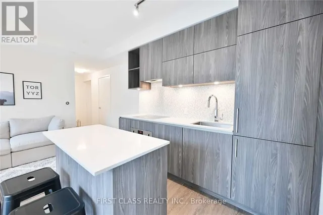 Additional image 11 of 1 Yorkville Ave Unit 608