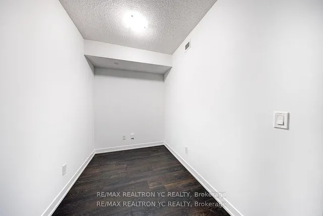 Additional image 16 of 87 Peter St Unit 719