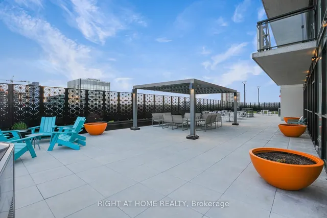 Additional image 38 of 60 Charles St