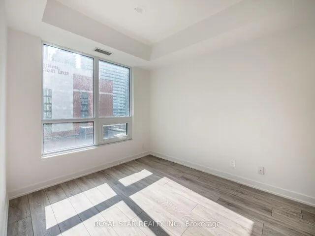 Additional image 14 of 108 Peter St Unit 1007