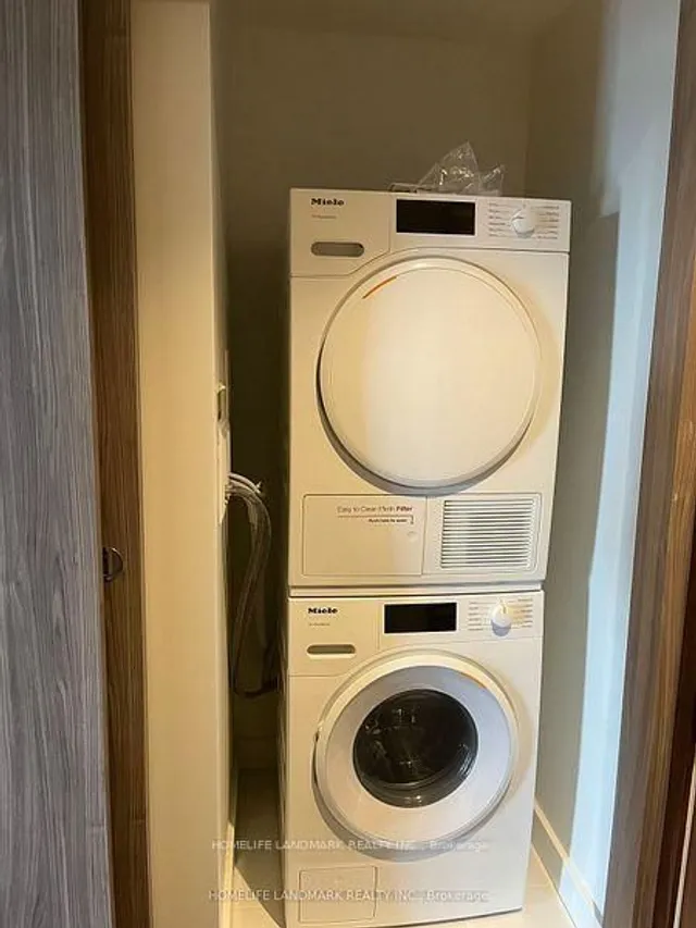 Additional image 16 of 95 Mcmahon Dr Unit 902