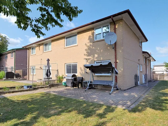 Additional image 31 of 42 Clayhall Cres