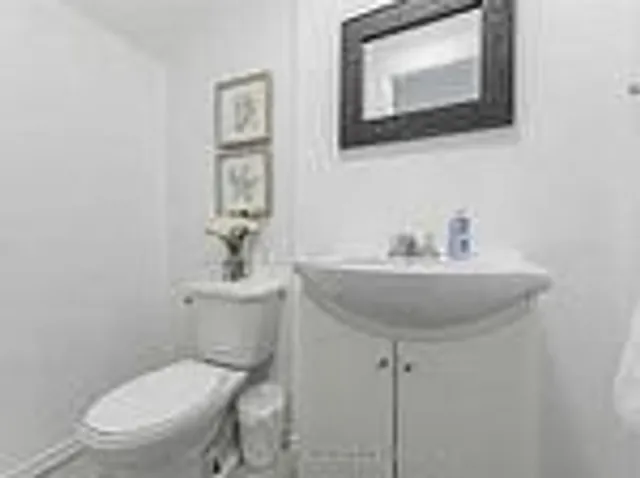 Additional image 19 of 164 Jansen Ave