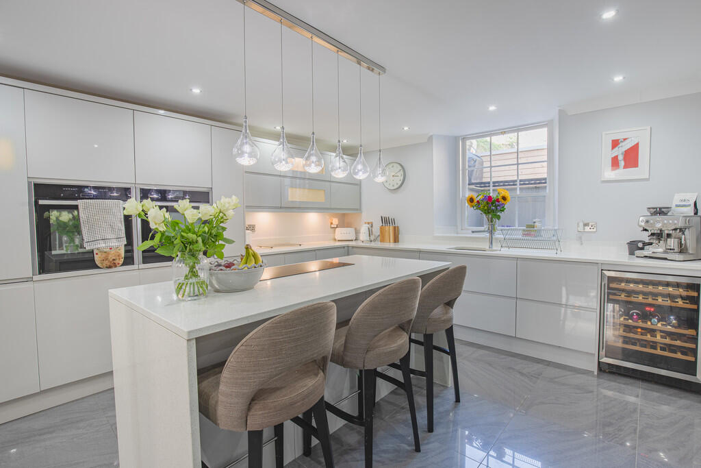 Additional image 16 of Springbank Terrace, Aberdeen