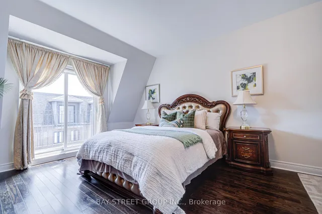 Additional image 32 of 37 Lobo Mews