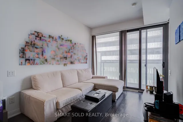 Additional image 21 of 50 Charles St Unit 2909