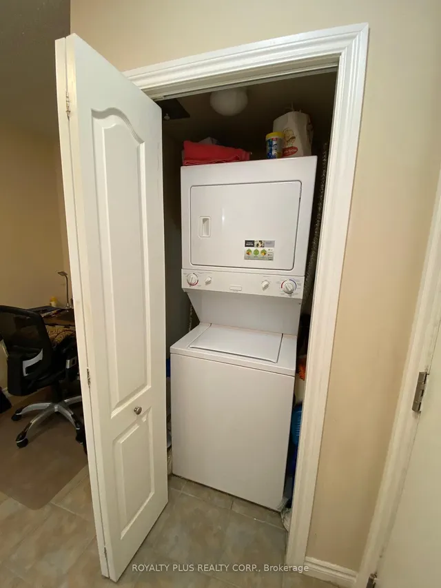 Additional image 11 of 2088 Lawrence Ave Unit 812