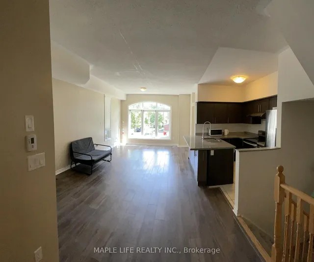 Additional image 5 of 12 EATON PARK Lane Unit 8