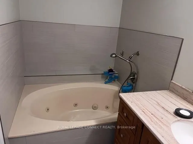 Additional image 25 of 1300 Islington Ave Unit 1204