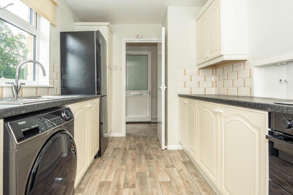 Additional image 14 of Oastler Road, Shipley