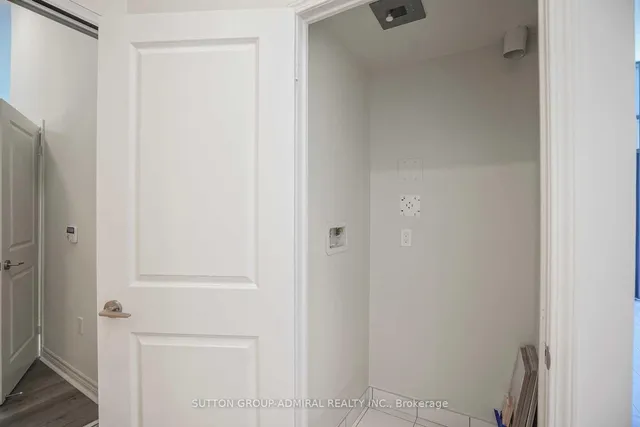 Additional image 12 of 39 Annie Craig Dr Unit Th4