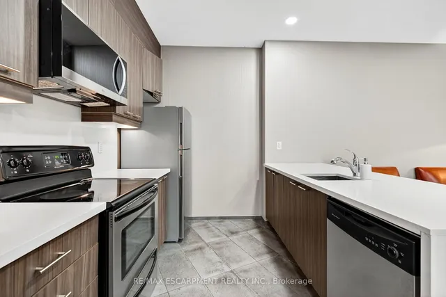 Additional image 34 of 15 BRUYERES Mews Unit 212