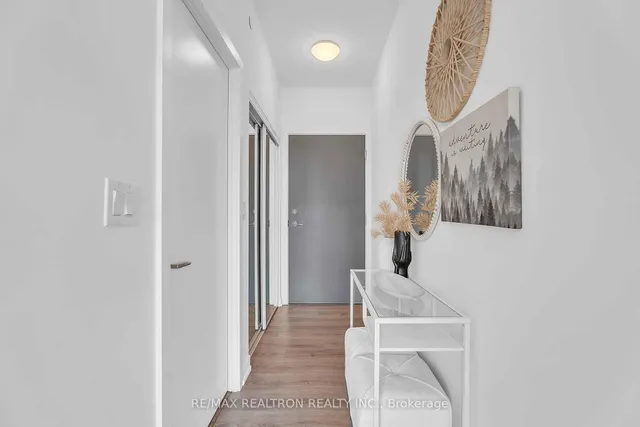 Additional image 8 of 10 De Boers Dr Unit 801