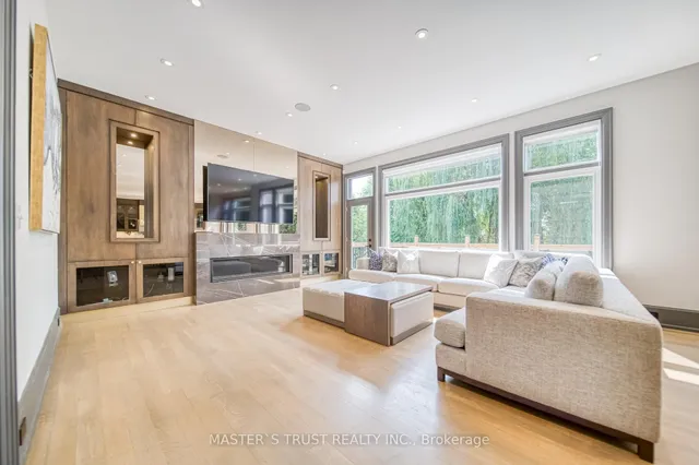 Additional image 10 of 15 Ames Circ