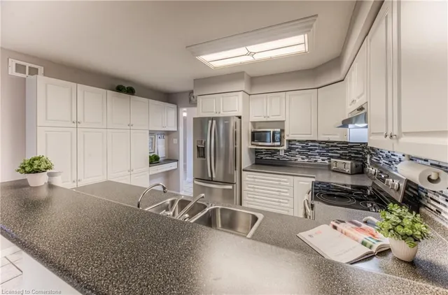 Additional image 19 of 85 Candle Cres