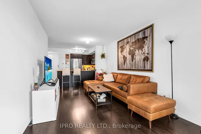 Additional image 10 of 65 East Liberty St Unit 606