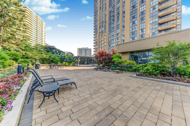 Additional image 38 of 1 Concorde Pl Unit 405