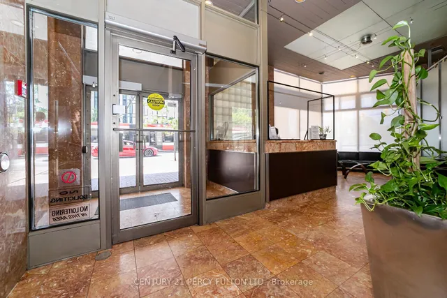 Additional image 4 of 270 Queens Quay Unit 1407