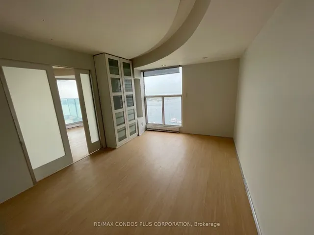 Additional image 17 of 77 Harbour Sq Unit 3508