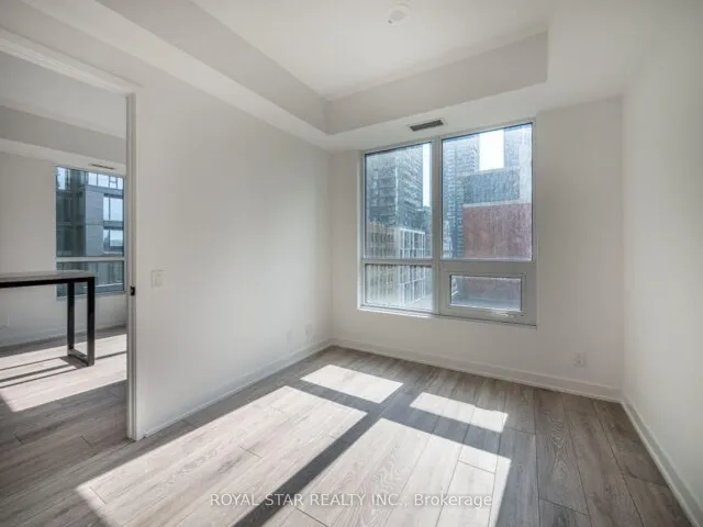 Additional image 16 of 108 Peter St Unit 1007