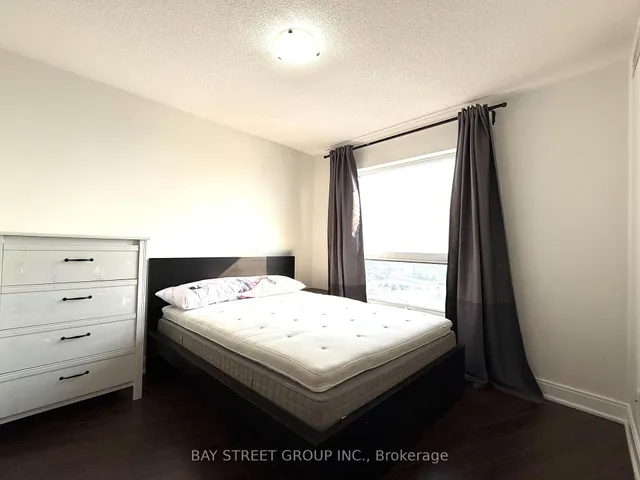 Additional image 7 of 135 Village Green Sq Unit 2325