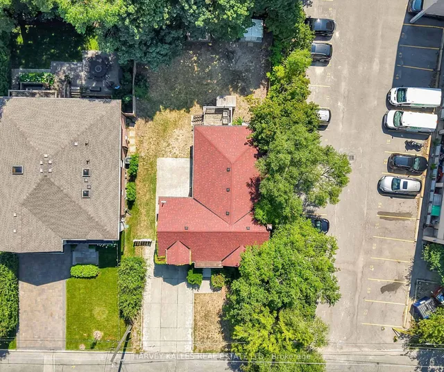 Additional image 23 of 547 Douglas Ave