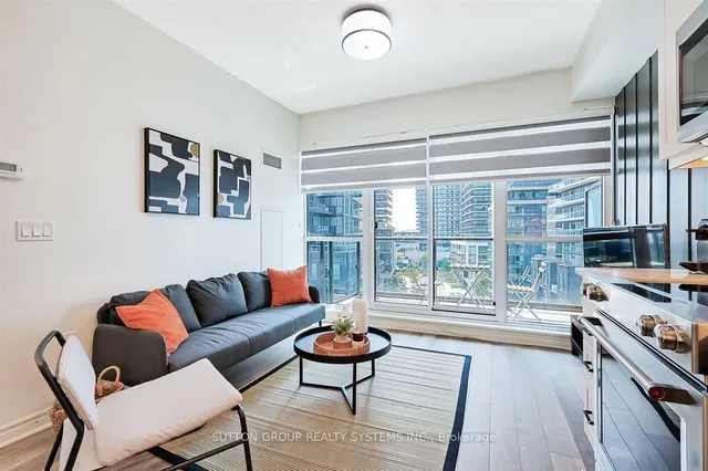 Additional image 11 of 39 Annie Criag Dr Unit 704