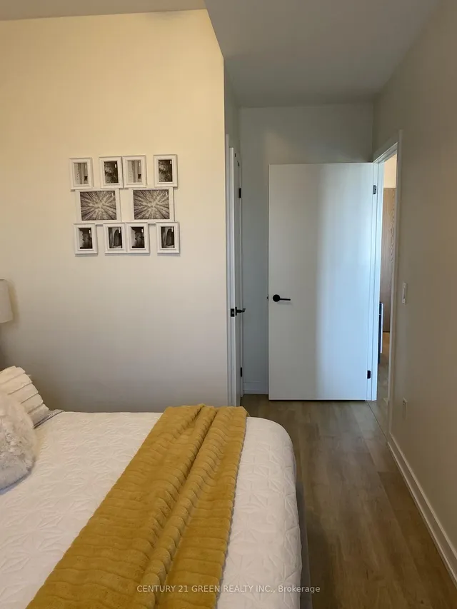 Additional image 13 of 2300 St. Clair Ave Unit 613