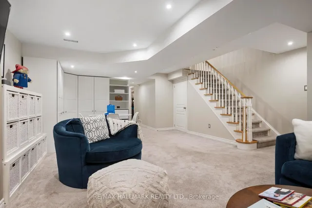 Additional image 39 of 26 Winners Circ