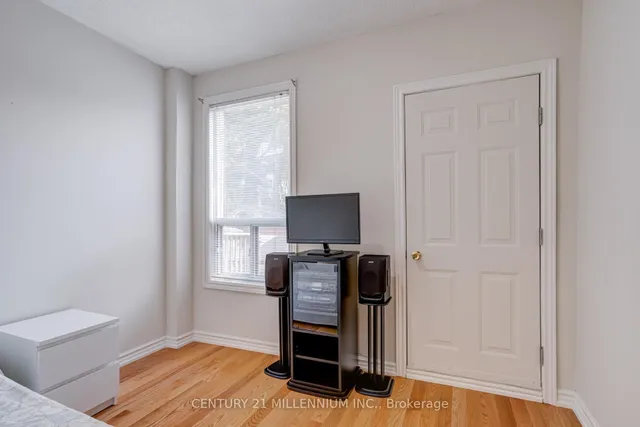 Additional image 18 of 1011A St Clarens Ave