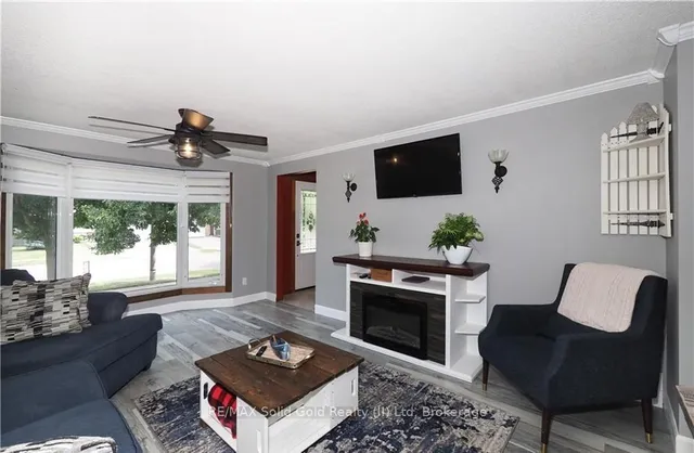 Additional image 10 of 462 Driftwood Dr