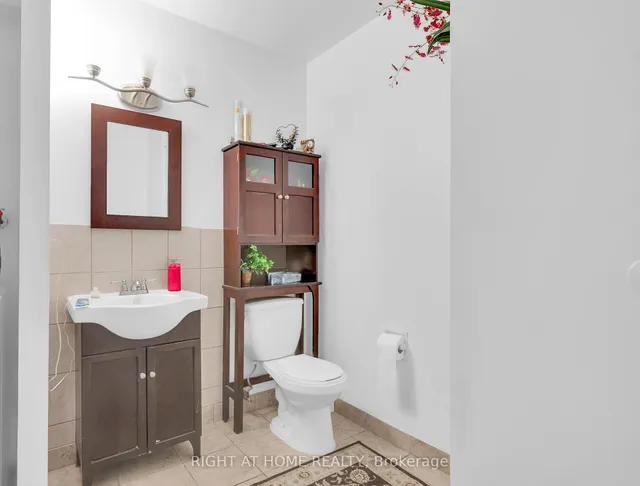 Additional image 9 of 45 Silverstone Dr Unit 909