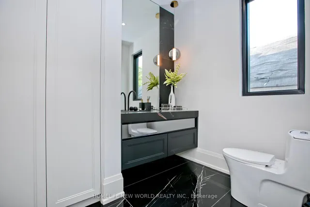 Additional image 17 of 70 Abitibi Ave