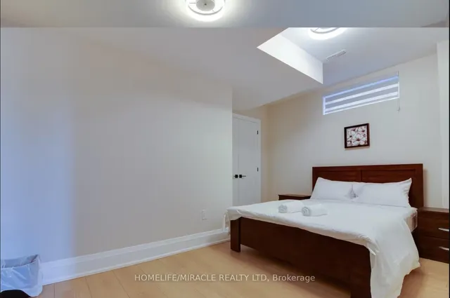 Additional image 32 of 10 Stamford Sq