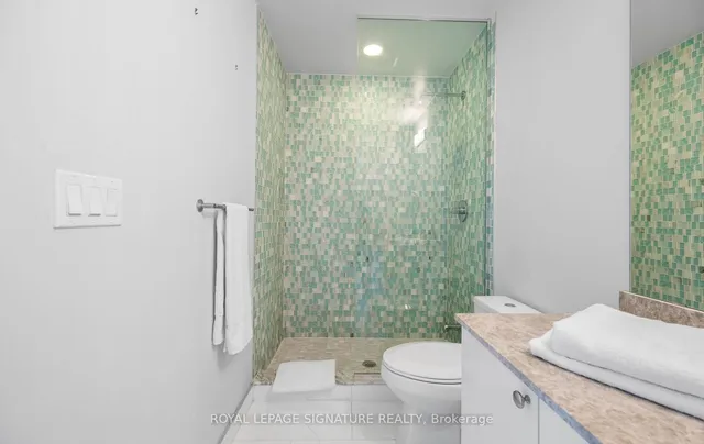 Additional image 26 of 35 Fontenay Crt Unit 807