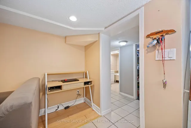 Additional image 21 of 405 GILBERT Ave