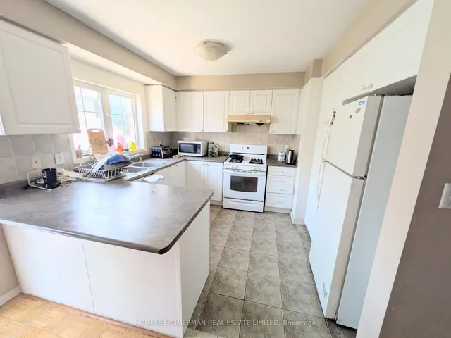 Additional image 3 of 365 Murray Ross Pkwy Unit 26