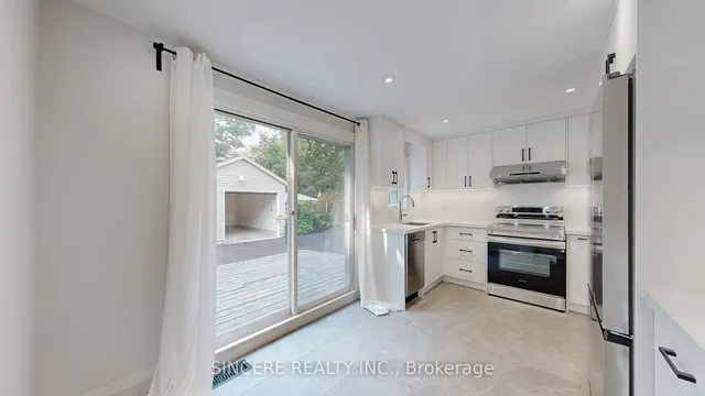 Additional image 14 of 123 Lawrence Ave