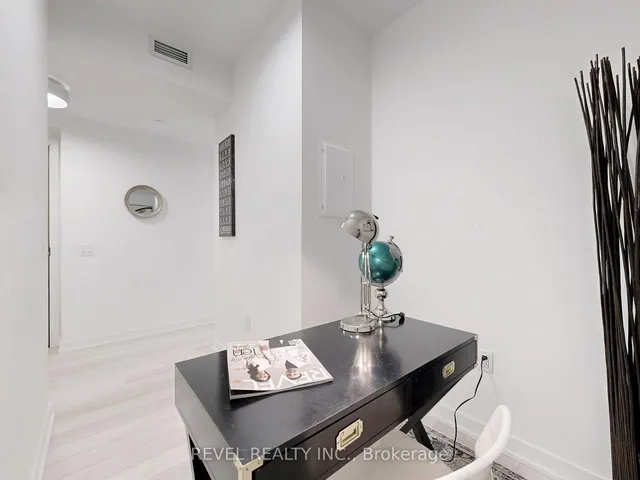 Additional image 21 of 357 King St Unit 705