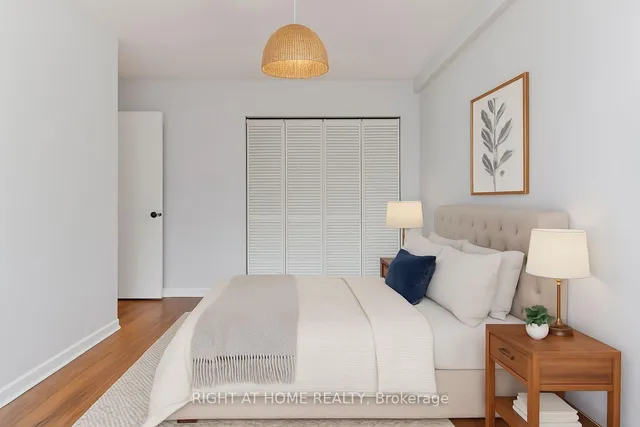 Additional image 42 of 34 Venetian Cres Unit 144