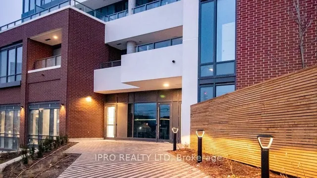 Additional image 3 of 15 Wellington St Unit 714