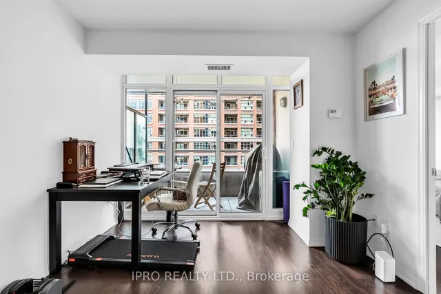 Additional image 12 of 65 East Liberty St Unit 606