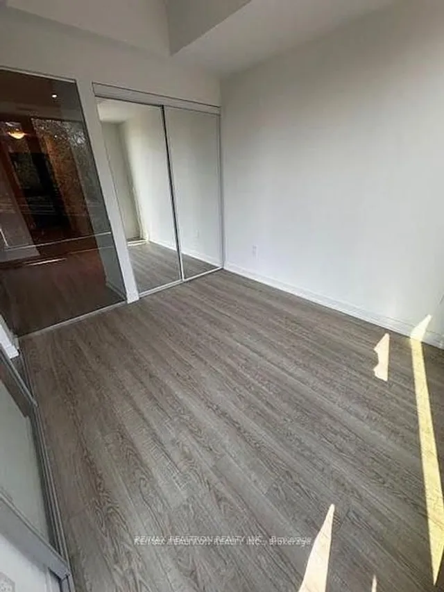 Additional image 12 of 250 Lawrence Ave Unit 415