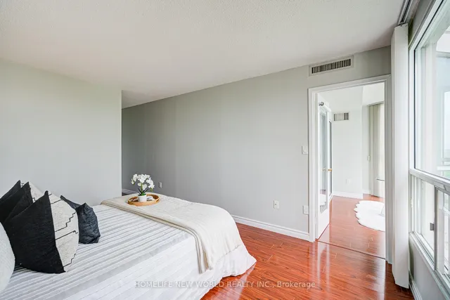 Additional image 21 of 5 Concorde Pl Unit 2306