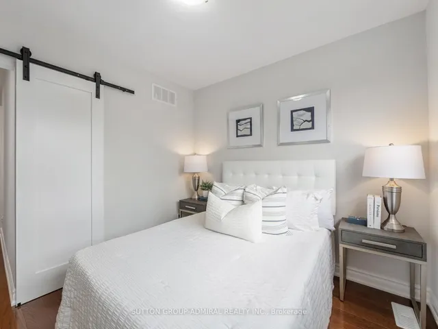 Additional image 29 of 398 Crawford St