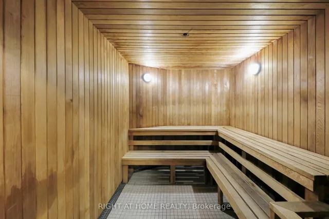 Additional image 37 of 55 De Boers Dr Unit LPH04