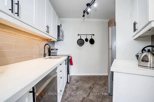 Additional image 27 of 335 Mill Rd Unit 1606