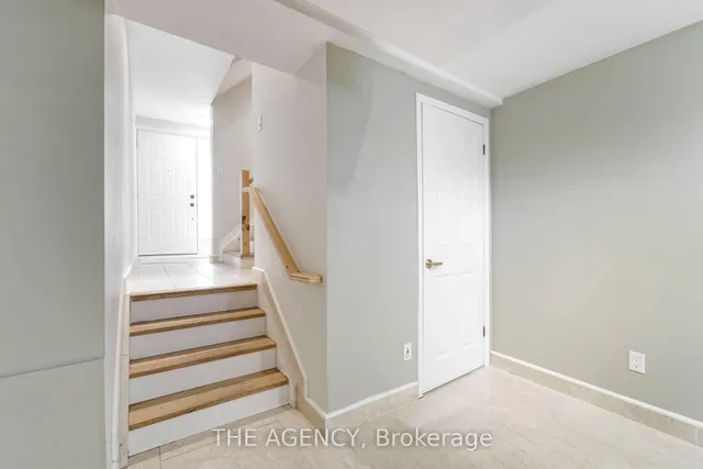 Additional image 30 of 90 Castlebury Cres Unit 21